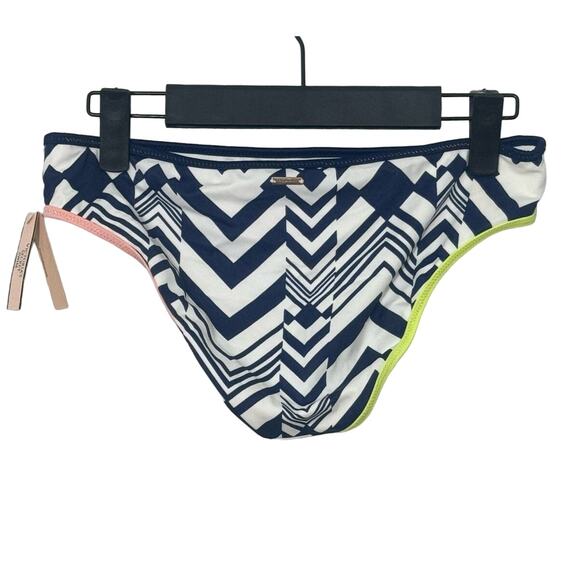 NWT Victoria's Secret Classic Hipster Bikini Bottom Navy/White Aztec Print S - Picture 2 of 9
